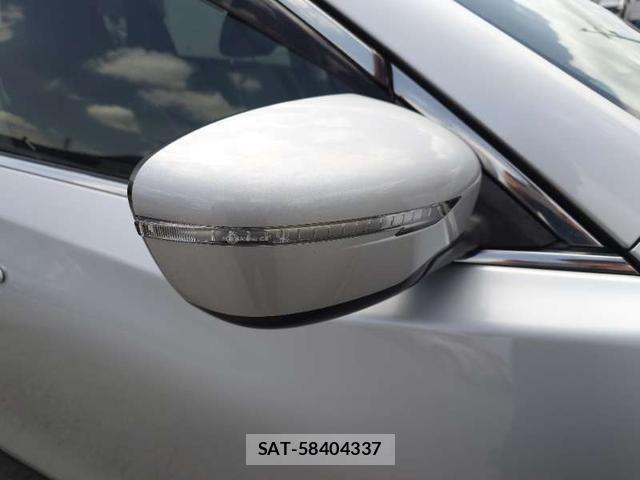 Nissan X-TRAIL 2015-04 8219250-14