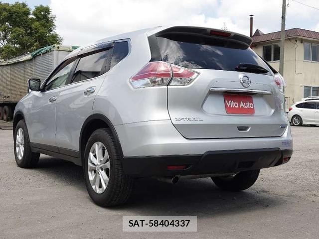 Nissan X-TRAIL 2015-04 8219250-19