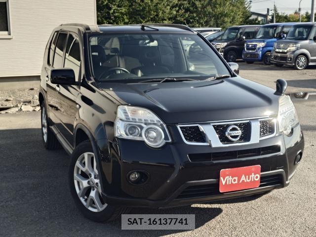 Nissan X-TRAIL 2014-01 8219252-1