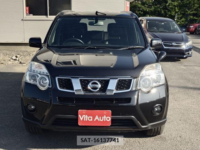 Nissan X-TRAIL 2014-01 8219252-11
