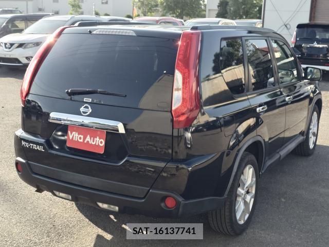 Nissan X-TRAIL 2014-01 8219252-13