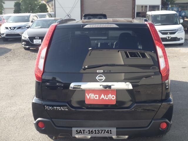 Nissan X-TRAIL 2014-01 8219252-3