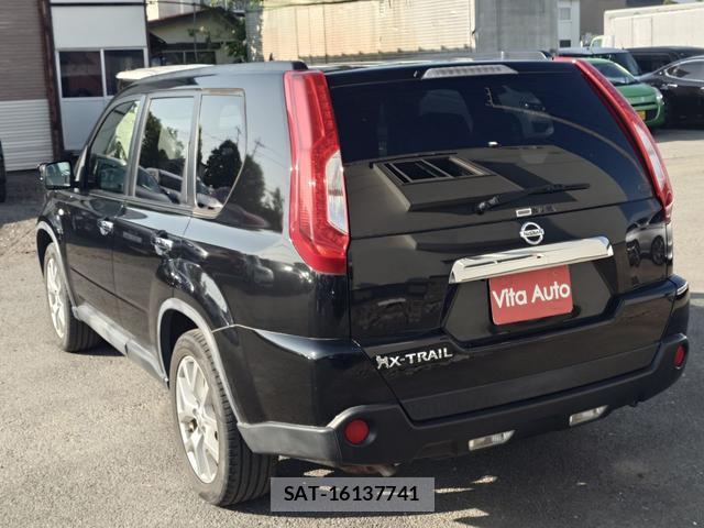 Nissan X-TRAIL 2014-01 8219252-4