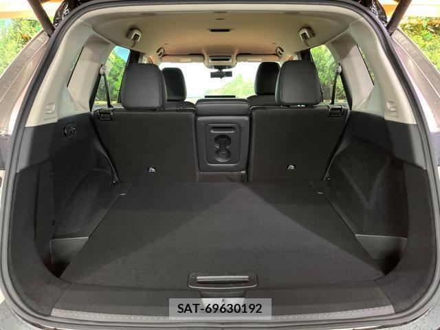 Nissan X-TRAIL 2023-06 8219362-12
