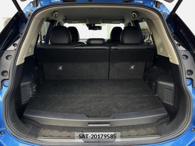 Nissan X-TRAIL 2017-09 8219424-9