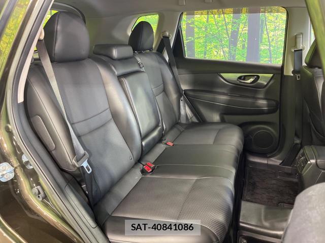 Nissan X-TRAIL 2014-02 8219513-1