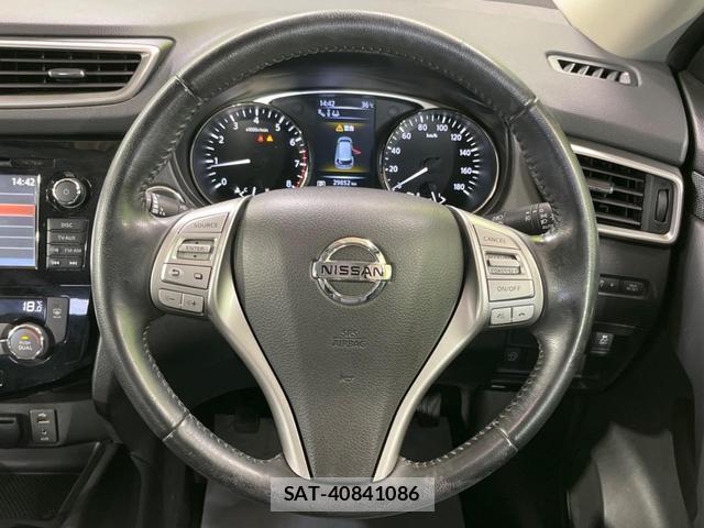 Nissan X-TRAIL 2014-02 8219513-3