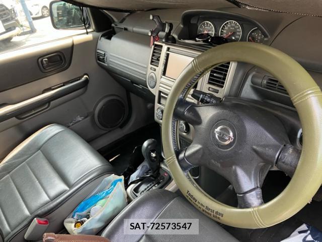Nissan X-TRAIL 2003-06 8219774-14