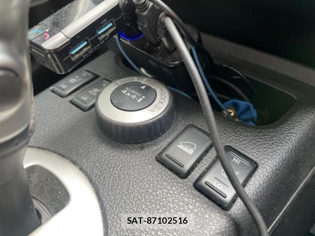 Nissan X-TRAIL 2010-01 8219789-19