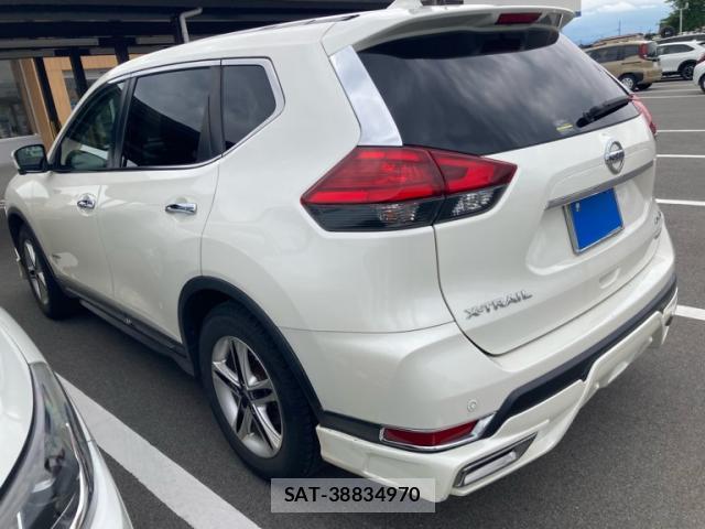 Nissan X-TRAIL 2019-09 8219863-12