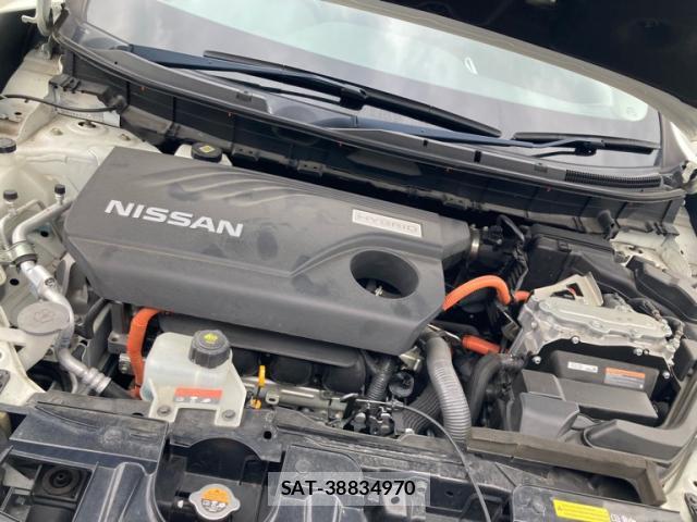 Nissan X-TRAIL 2019-09 8219863-16