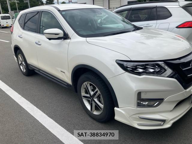 Nissan X-TRAIL 2019-09 8219863-2