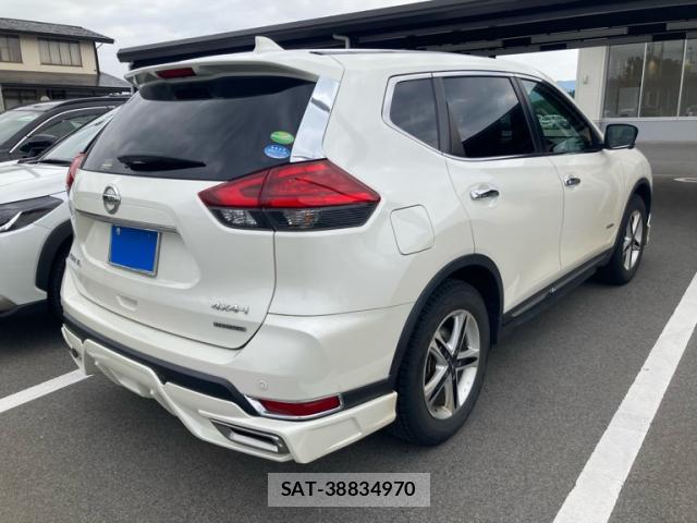 Nissan X-TRAIL 2019-09 8219863-3