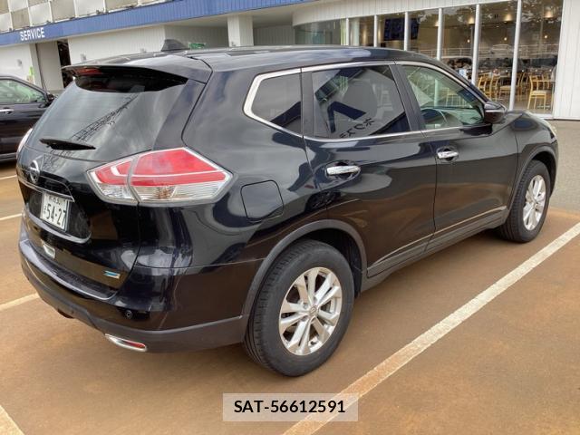Nissan X-TRAIL 2015-01 8219911-13