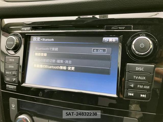 Nissan X-TRAIL 2016-03 8220151-10
