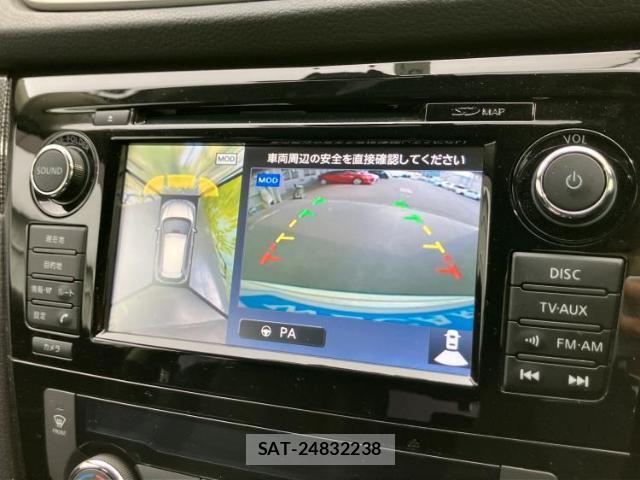 Nissan X-TRAIL 2016-03 8220151-11