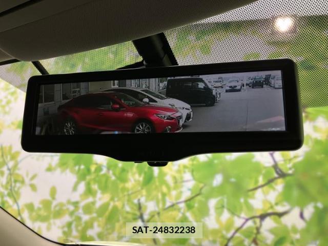 Nissan X-TRAIL 2016-03 8220151-13