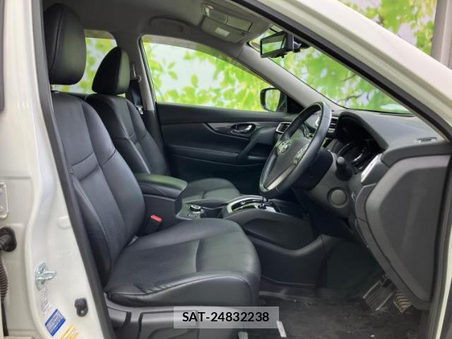 Nissan X-TRAIL 2016-03 8220151-6