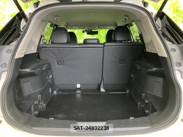 Nissan X-TRAIL 2016-03 8220151-7