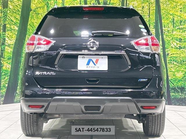Nissan X-TRAIL 2016-10 8220264-14