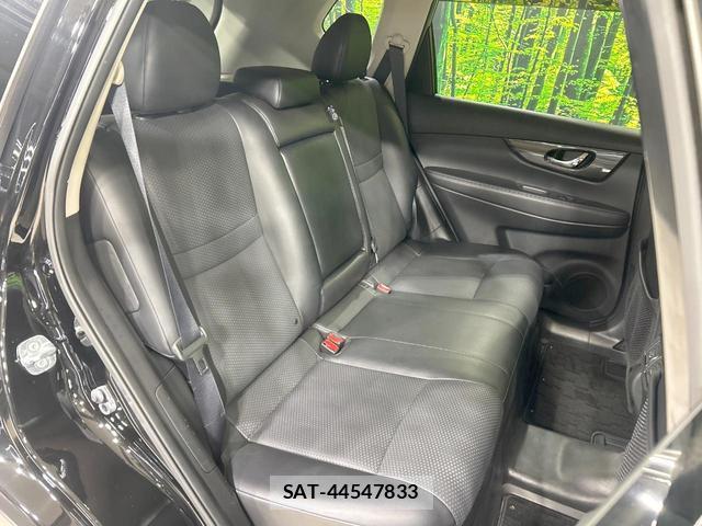 Nissan X-TRAIL 2016-10 8220264-8