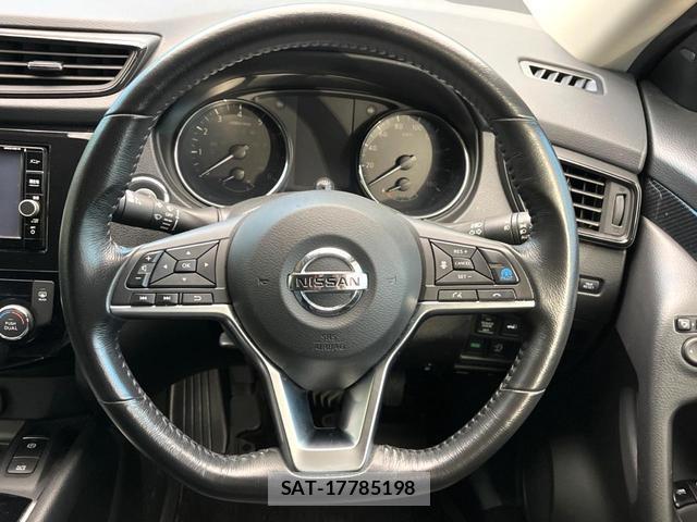 Nissan X-TRAIL 2018-08 8220358-10