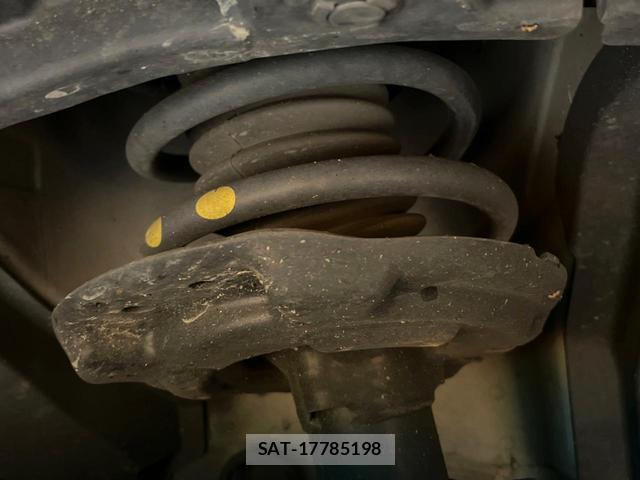 Nissan X-TRAIL 2018-08 8220358-19
