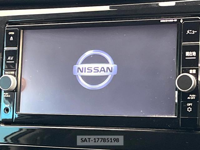 Nissan X-TRAIL 2018-08 8220358-2