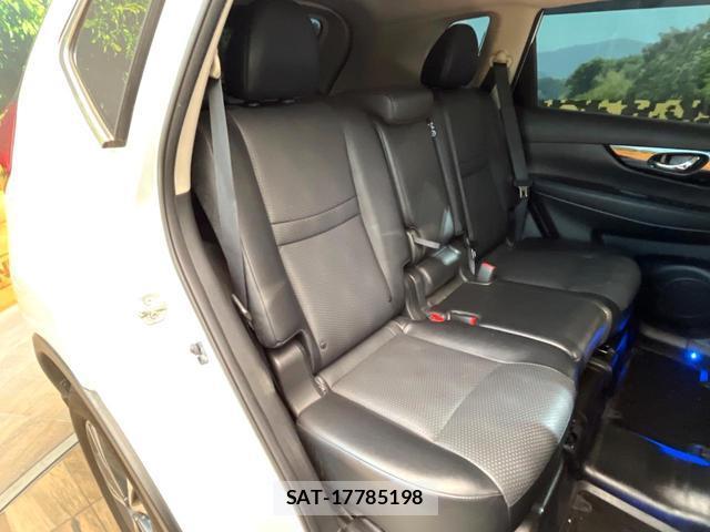 Nissan X-TRAIL 2018-08 8220358-8