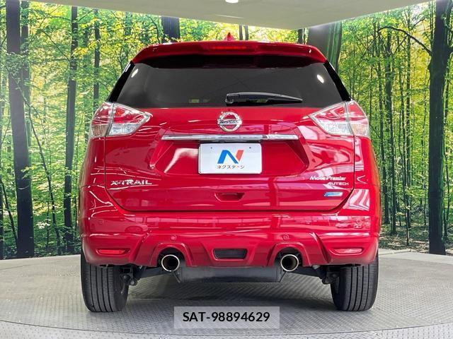 Nissan X-TRAIL 2015-12 8220893-14