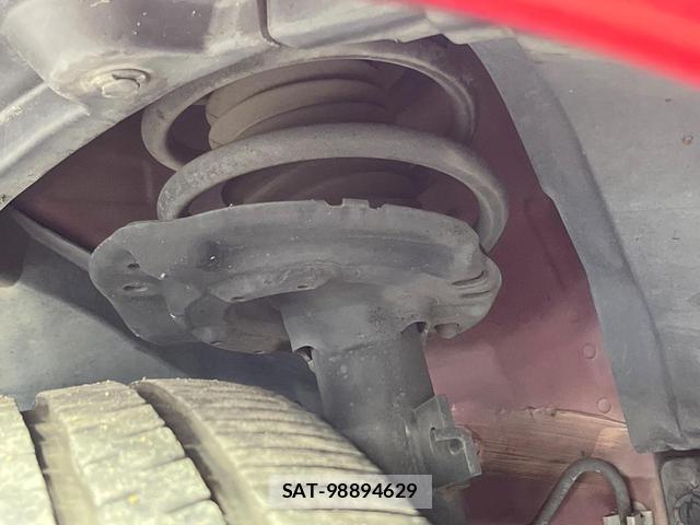 Nissan X-TRAIL 2015-12 8220893-19