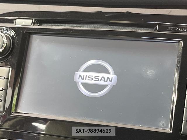 Nissan X-TRAIL 2015-12 8220893-3