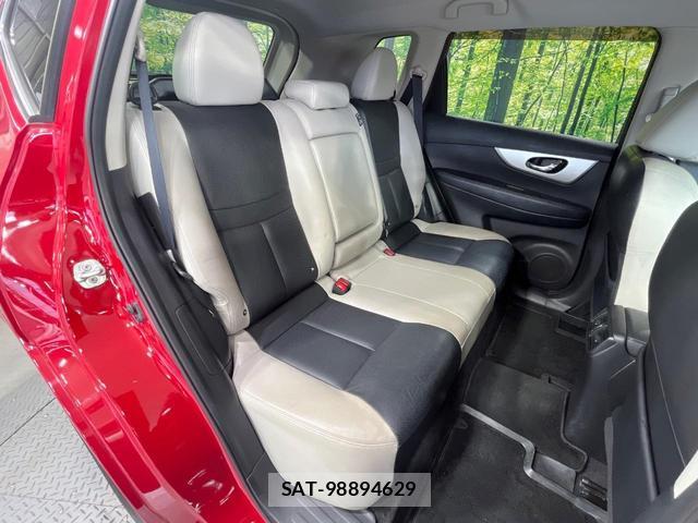 Nissan X-TRAIL 2015-12 8220893-8
