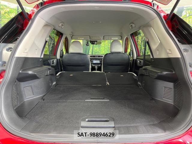 Nissan X-TRAIL 2015-12 8220893-9