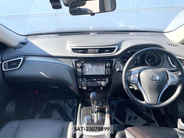 Nissan X-TRAIL 2015-09 8220969-1