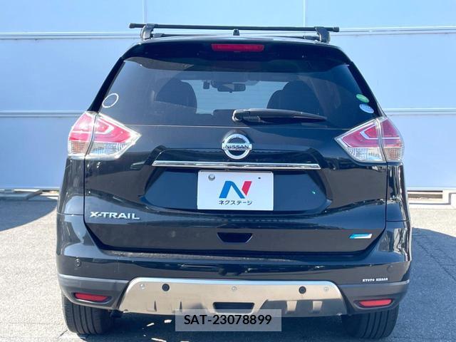 Nissan X-TRAIL 2015-09 8220969-14