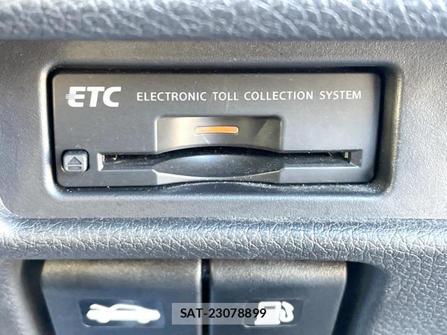 Nissan X-TRAIL 2015-09 8220969-6