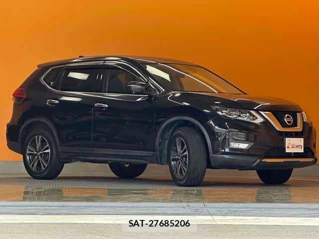 Nissan X-TRAIL 2018-07 8221041-7
