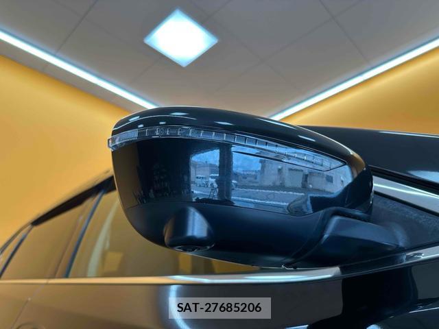 Nissan X-TRAIL 2018-07 8221041-9