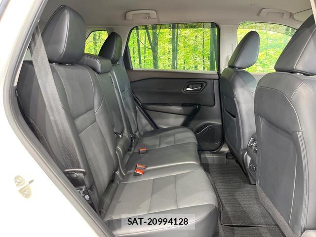 Nissan X-TRAIL 2022-11 8221094-8