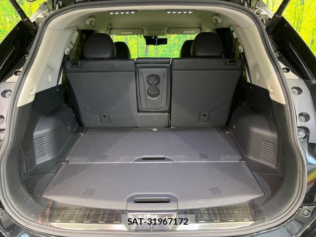 Nissan X-TRAIL 2019-03 8221134-9