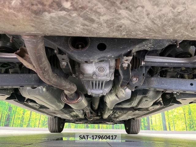 Nissan X-TRAIL 2018-03 8221140-18