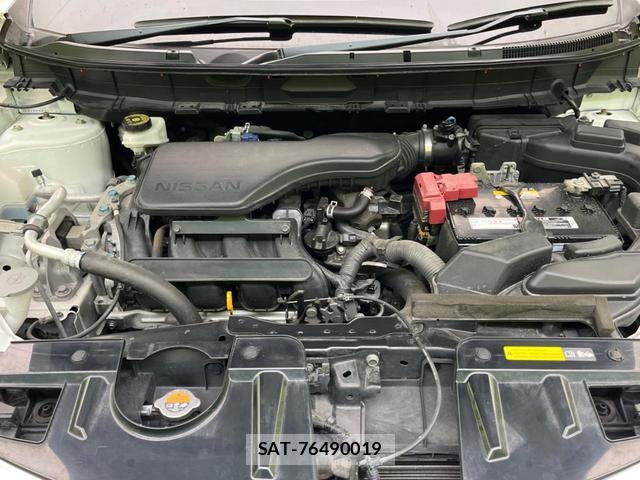 Nissan X-TRAIL 2017-08 8221147-17