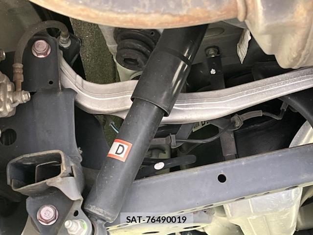 Nissan X-TRAIL 2017-08 8221147-19
