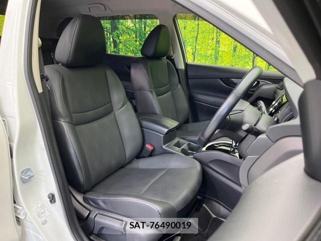 Nissan X-TRAIL 2017-08 8221147-7
