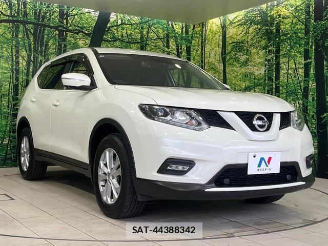 Nissan X-TRAIL 2015-06 8221581-15