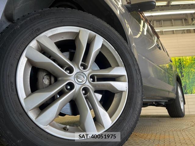 Nissan X-TRAIL 2011-02 8221653-12