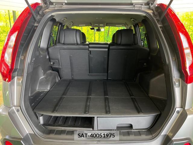 Nissan X-TRAIL 2011-02 8221653-9