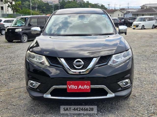 Nissan X-TRAIL 2014-01 8221888-11