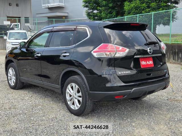 Nissan X-TRAIL 2014-01 8221888-19